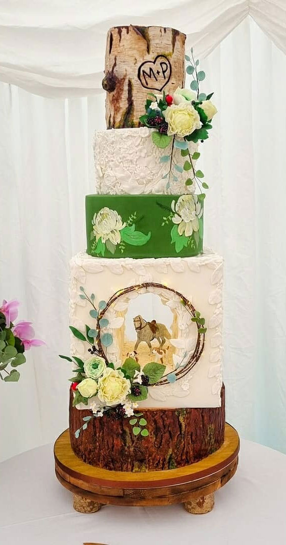 Wood Slice Wedding Cake, Tree Stump Wedding Cake, Woodland Theme Wedding Cake