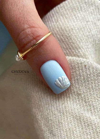 Chic Short Nail Art Designs For Maximum Style Seashell Blue Nails