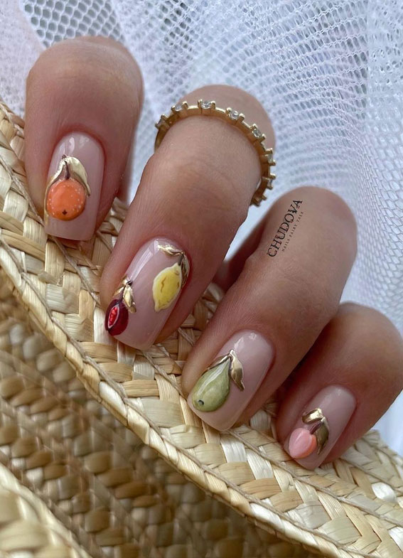 Chic Short Nail Art Designs for Maximum Style : Fruity Nails with Gold Accents