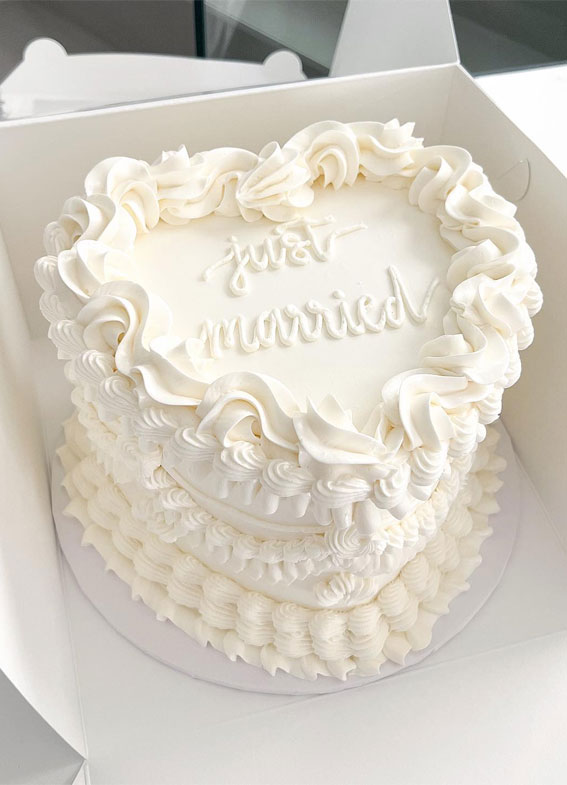 archie_crusty_cakes - Just married Cute couple cake once again on  demand.... Marriage season is full of love.... Make your loved ones feel  special by celebrating their special day.... And celebration is incomplete