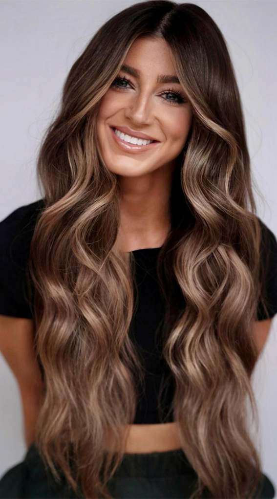 50 Sweater Weather Shades Fall Hair Colour Transformations : Toasted Almond Soft Waves