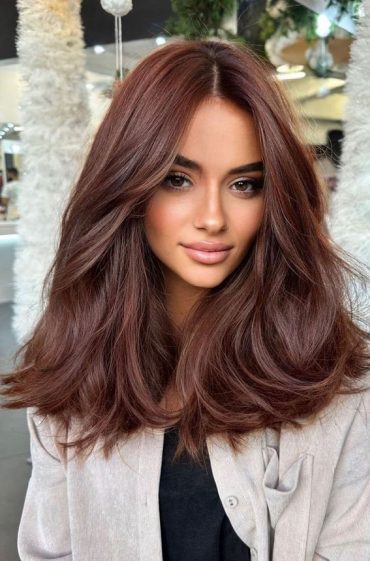 50 Cozy Fall Hair Colour Ideas for a Stylish Season : Auburn with ...