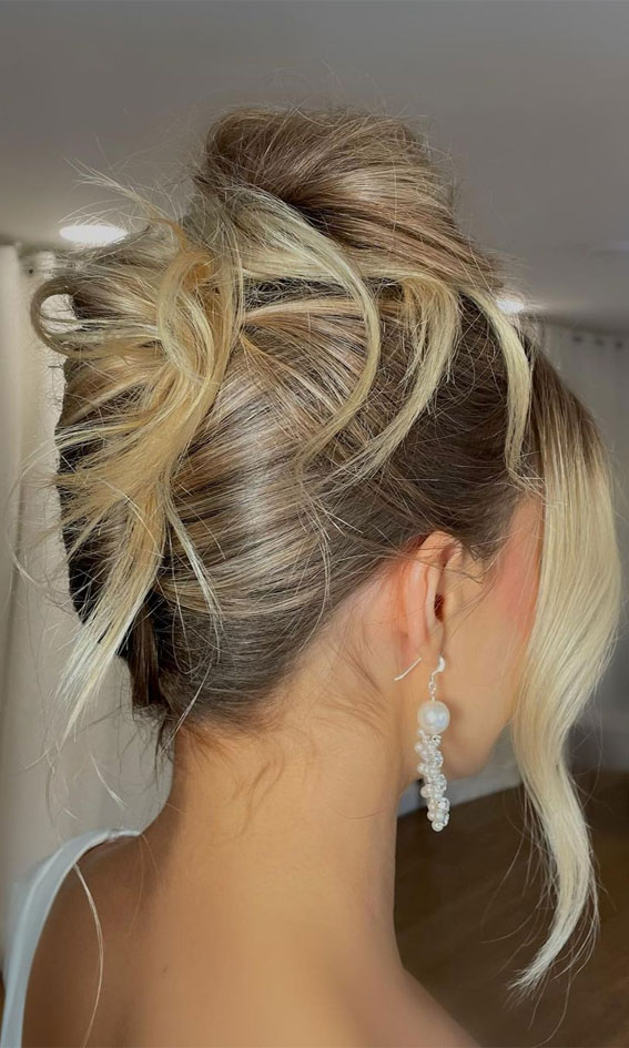 Chic Updos to Elevate Your Hair Game : Undone French Twist
