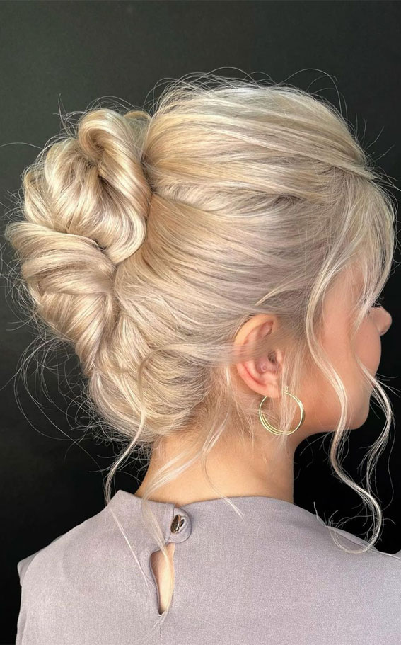 Chic Updos To Elevate Your Hair Game : Messy Modern French Twist
