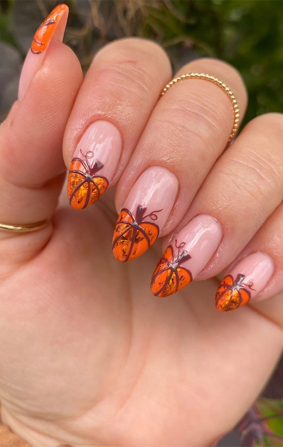 Dazzling Halloween Nails that Turn Heads : Pumpkin Tip Nails