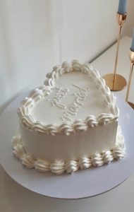 Charming Just Married Cake Ideas With Buttercream Frosting Chic Minimalism