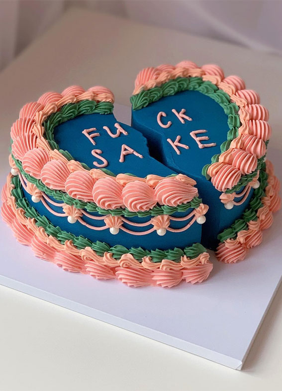 50 Lambeth Cake Ideas for Masterful Cake Decorating : Split Heart Blue & Peach Cake