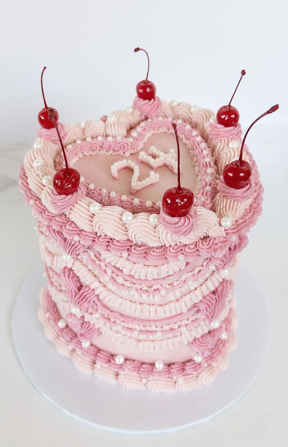 50 Lambeth Cake Ideas for Masterful Cake Decorating : Pink Heart Lambeth Cake