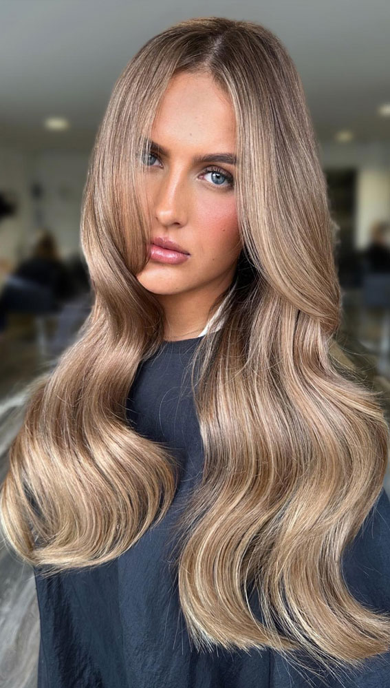 bronde hair color, winter hair color ideas, winter hair colors for fair skin, winter hair colors 2023, Winter hair color ideas for dark hair, Winter hair color ideas for brunettes, winter hair colors for blondes, Winter hair color ideas blonde, Winter hair color ideas for black hair, winter hair colors for brown skin