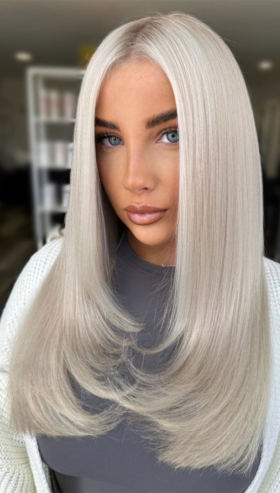 Interesting Hair Colour Ideas for Colder Months : Silver Snowflake Layers