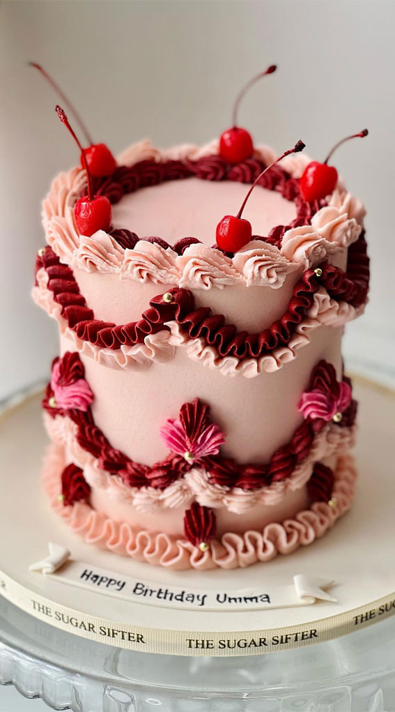 50 Lambeth Cake Ideas for Masterful Cake Decorating : Pink & Maroon Combo Round Cake