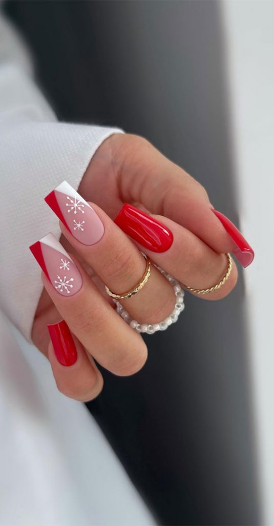 Magical Christmas Nail Art Inspirations Red & White VTips