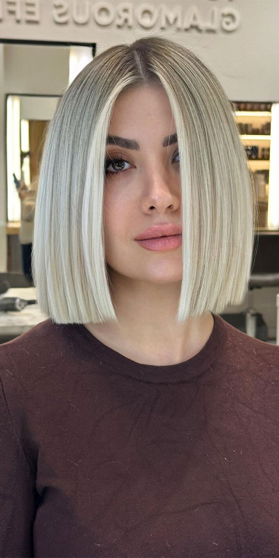 Structured Sophistication Bob Haircut Ideas, sleek blunt bob, blonde blunt bob, blunt bob