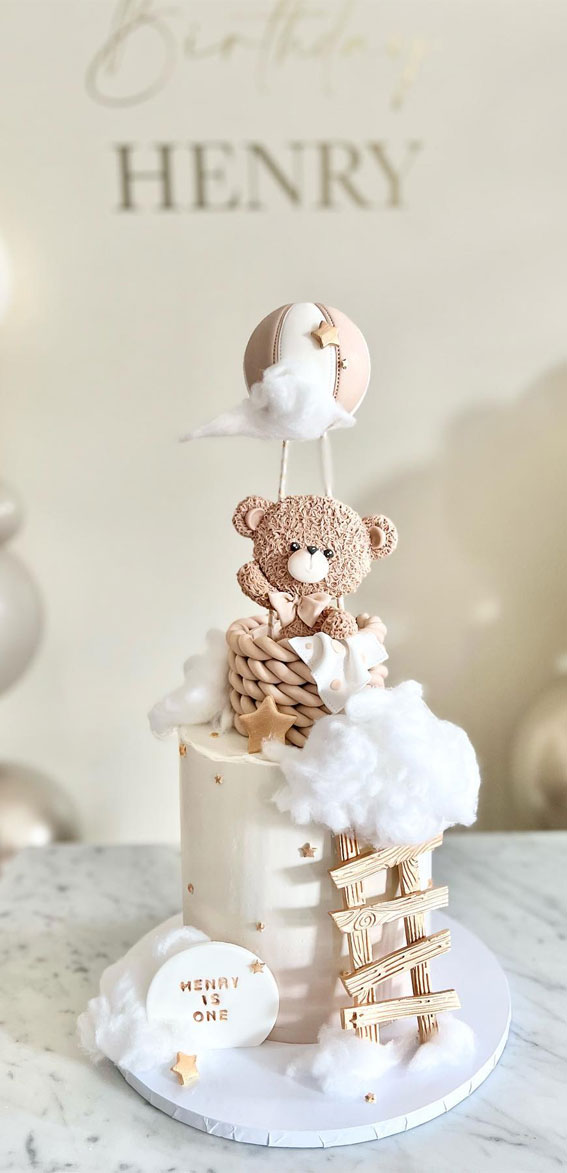 41 First Birthday Cake Ideas to Celebrate Milestone Moments : Teddy Bear in Hot Air Balloon