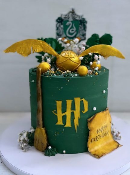 Enchanting Harry Potter Cake Ideas For Wizards And Witches Oreo