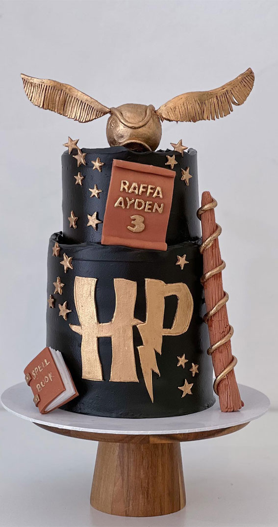 52 Enchanting Harry Potter Cake Ideas For Wizards And Witches : Black Two Tiers with Gold Details