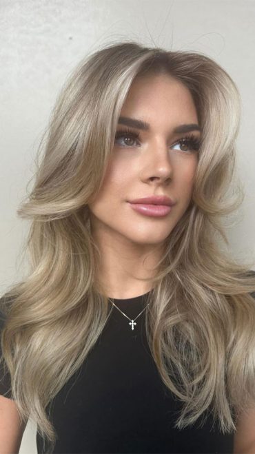 40 Frost-Kissed Hues To Embrace the Chill : Layered Metal Blonde