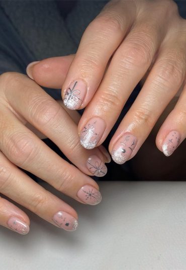 Festive Flourishes In Nail Art Silver Cat Eye Christmas Nails