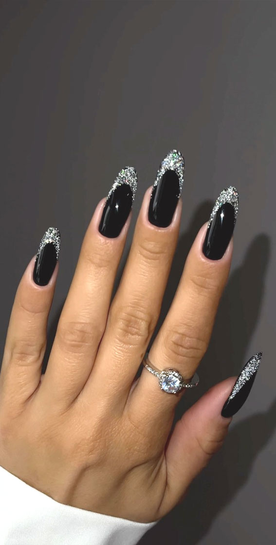Glitter Nail Art Ideas For Glimmering Festivities : Reflective Tip Black Almond-Shaped Nails