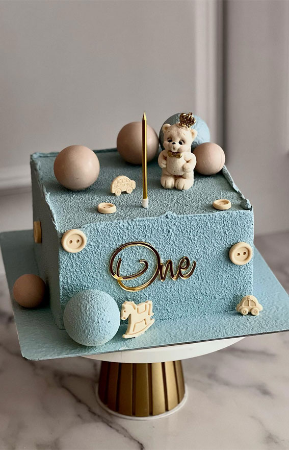 30 Birthday Cake Ideas for Little Ones : Square Blue Cake