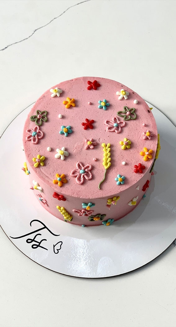 30 Birthday Cake Ideas for Little Ones : Floral Birthday Cake