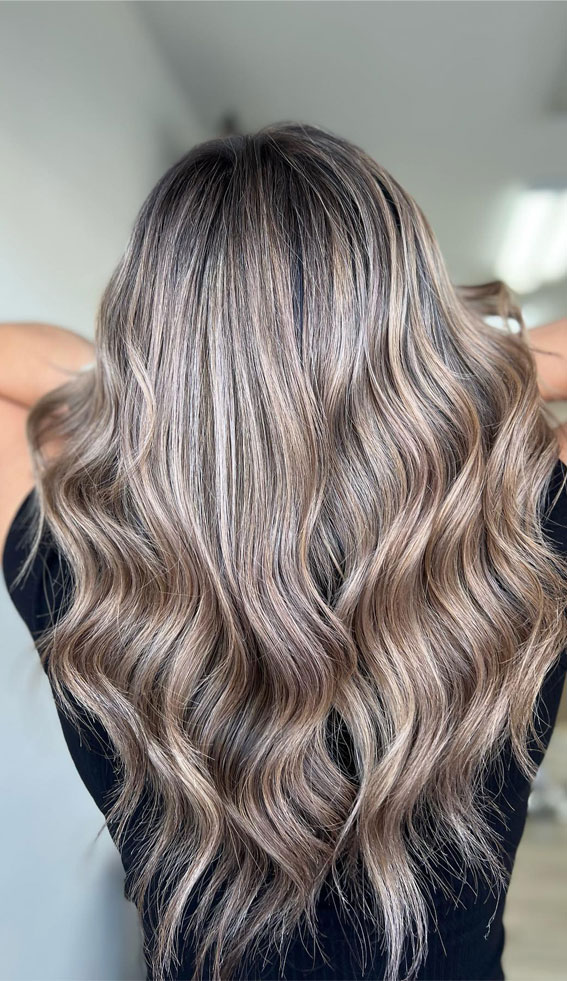 ashy Blonde, hair color trends, brunette, brown balayage, dark hair color ideas, biscuit hair colours, hair color ideas, spring hair colors, blonde balayage, honey brown bronde, bronde hair colors