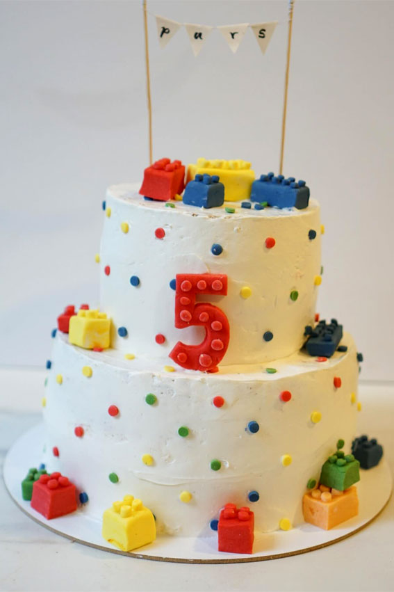 50 Birthday Cake Inspirations For Every Age : Simple Lego-Inspired Cake