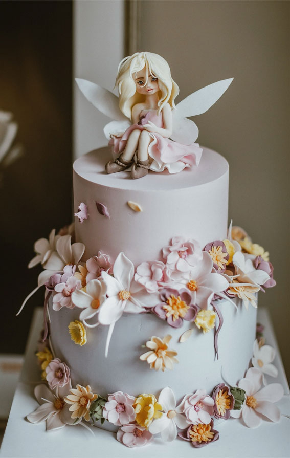50 Birthday Cake Inspirations For Every Age : Floral & Fairy Cake