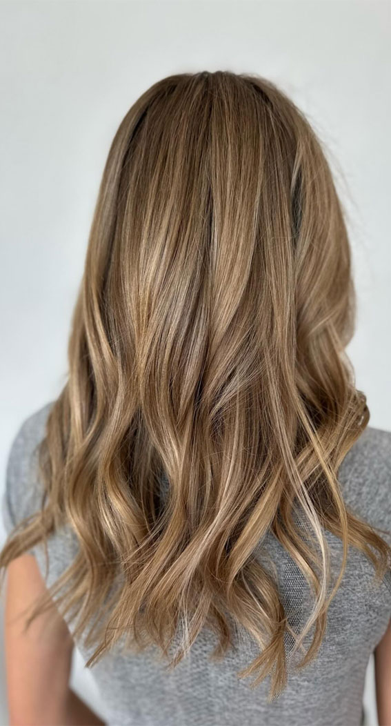 35 Honey Blonde Highlights Ideas : Effortless Honey Blonde Highlights