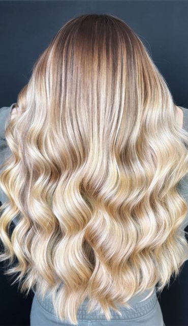 35 Honey Blonde Highlights Ideas Warm And Sunny Vibes