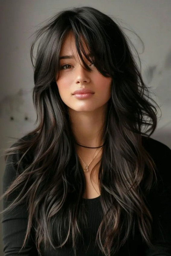 Exploring Chic Haircuts And Hair Trends : Messy Fringe & Layers