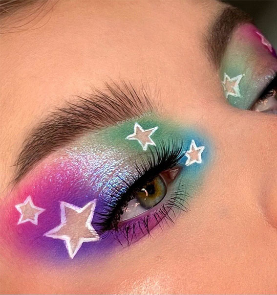 50 Vibrant Makeup Looks for Bright Weather : Magenta & Green with Nude Stars