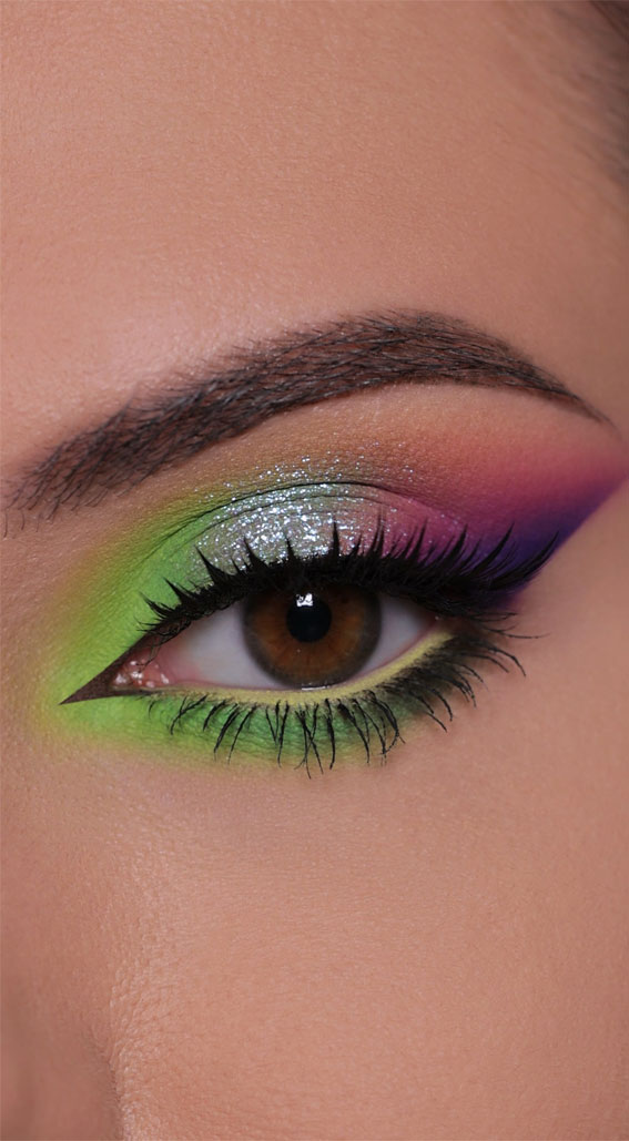 50 Vibrant Makeup Looks For Bright Weather : Electric Twilight