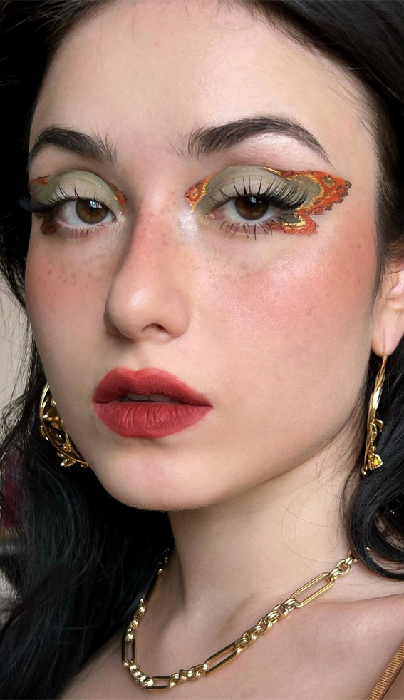 50 Vibrant Makeup Looks for Bright Weather : Delicacy Butterfly