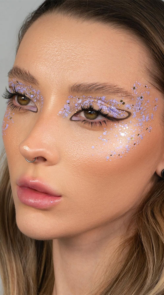 50 Vibrant Makeup Looks For Bright Weather : Lavender Dreams