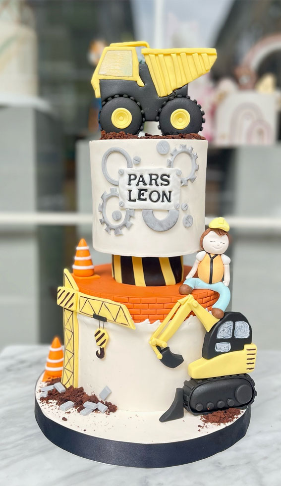 25 Excavating Digger Birthday Cake Ideas : Constructing Birthday Wishes