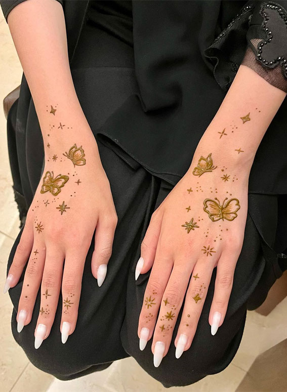 30 Timeless Henna Ideas for Stylish Expressions : Sparkles & Butterflies Henna