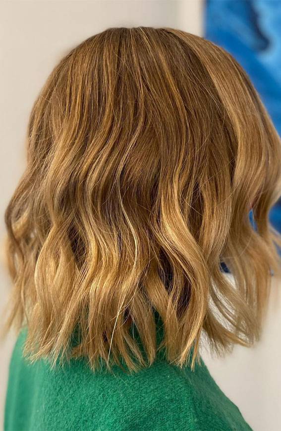 25 Wavy Bob Hairstyles For The Warm Season : Ombre Dark Blonde Balayage