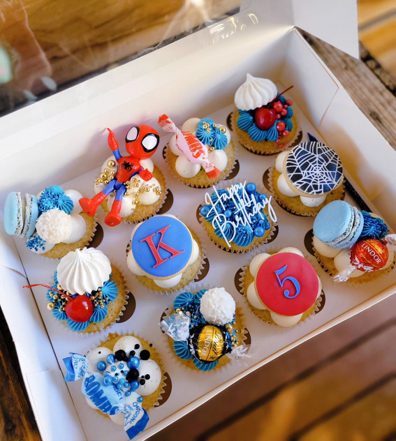 30 Tempting Cupcake Varieties : Spiderman-Themed Cupcakes