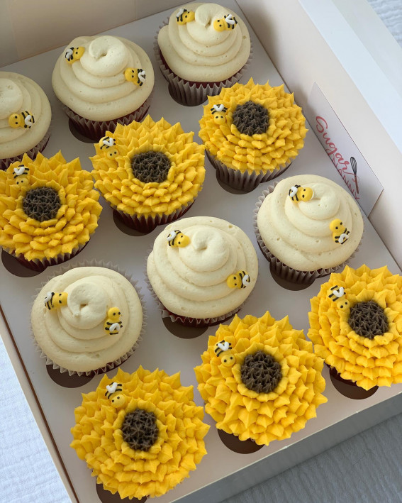 30 Tempting Cupcake Varieties : Sunflower & Beehive Cupcakes