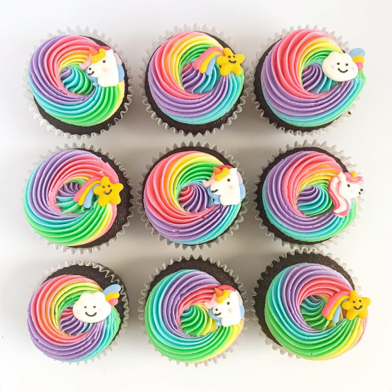 45 Cupcake Decorating Ideas For Every Occasion : Colourful Rainbow Swirl Cupcakes & Unicorns