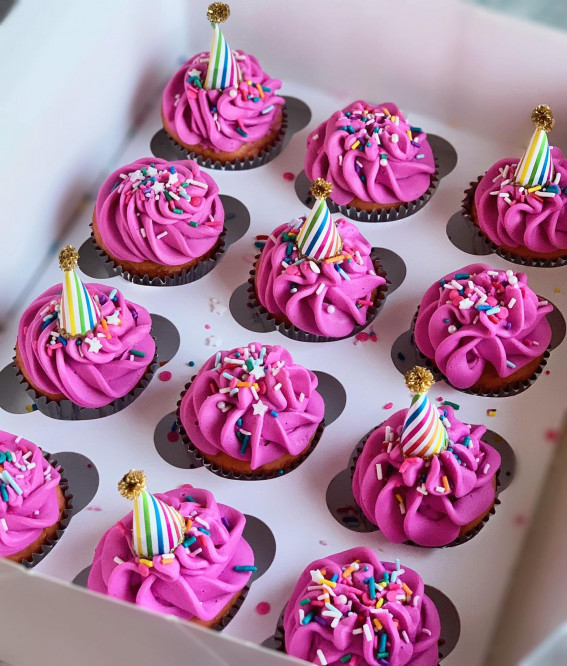 45 Cupcake Decorating Ideas For Every Occasion : Festive Pink Cupcakes