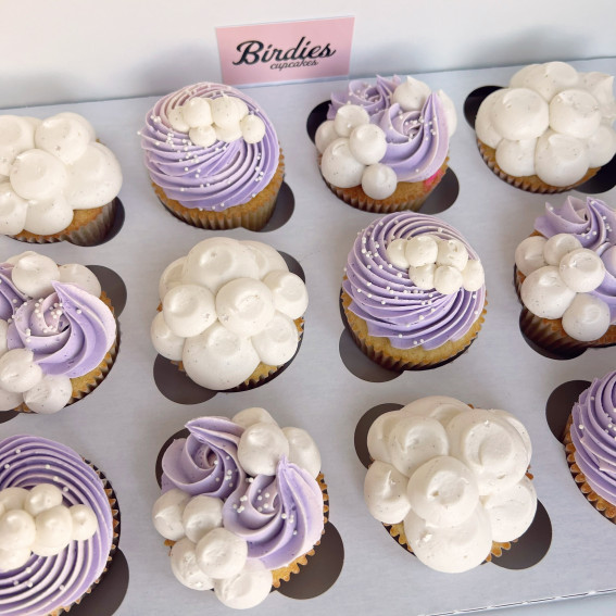 Indulge in 35 Irresistible Cupcake Creations : Dreamy Baby Shower Cupcakes