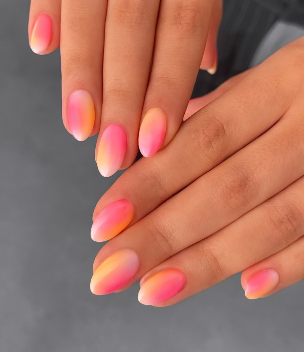 The Sweetest Aura Effect Summer Nails
