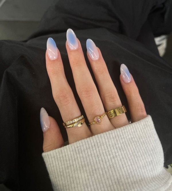 Blue Aura Nails : Mesmerizing and Ethereal Manicure