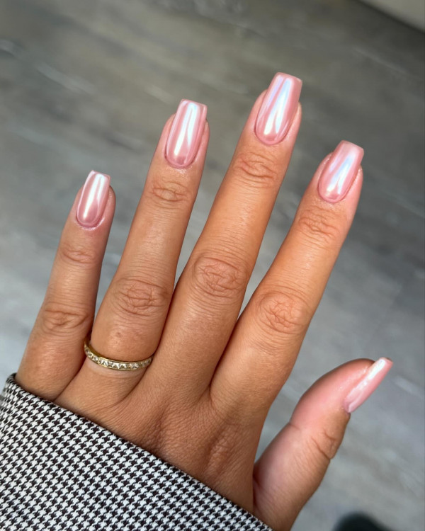 pink chrome nails, pink chrome nails short, classy summer nails, classy simple elegant nail designs