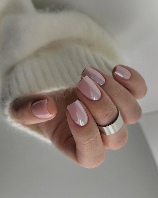 Elegant Subtle Pink Glazed Short Nails For Every Season