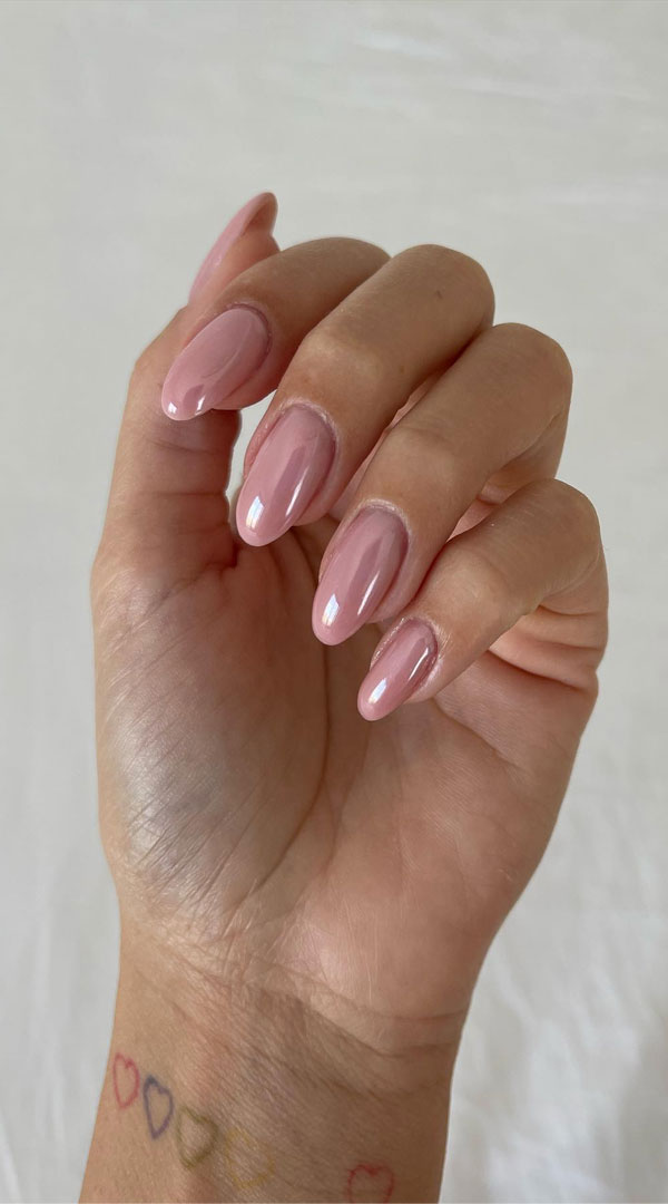 Effortless Elegant Light Pink Glazed Nails You’ll Want to wear