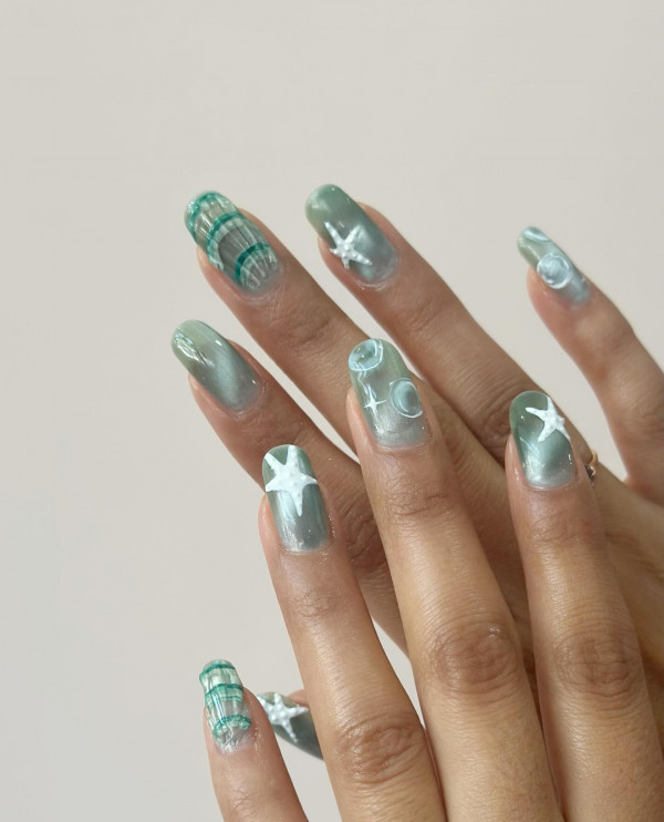 sea life theme nails, summer holiday nails
