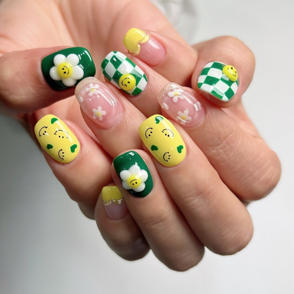 green and yellow summer nails